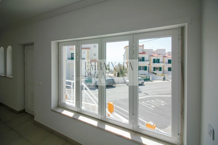 Moradia T3 para Venda em Ericeira Foto 2