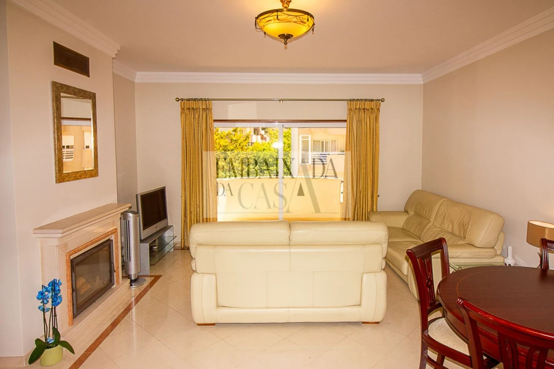 Apartamento T2 para Venda em Costa da Caparica Foto 4