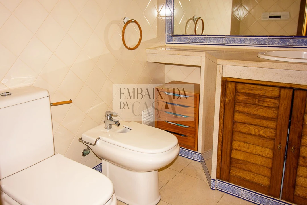 Apartamento T2 para Venda em Costa da Caparica Foto 15