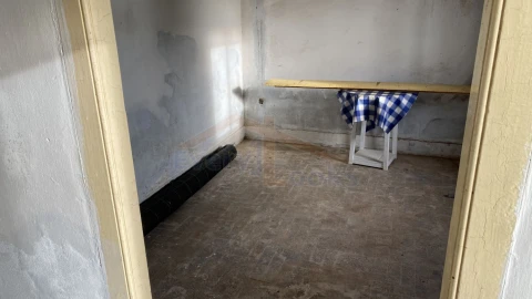 Moradia T3 para Venda em Nossa Senhora do Pópulo, Coto e São Gregório
