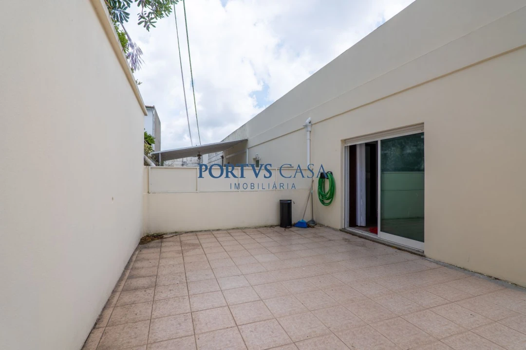 Apartamento T2 para Venda em Fornelo e Vairão Foto 25