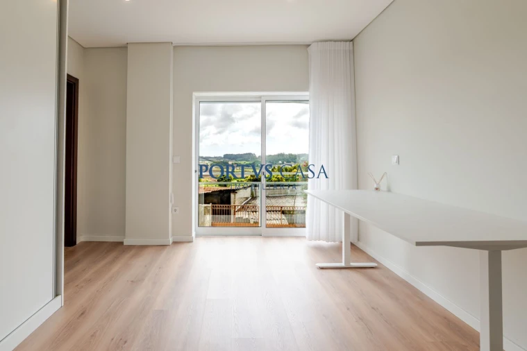 Apartamento T2 para Venda em Fornelo e Vairão Foto 23