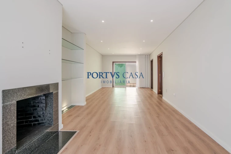 Apartamento T2 para Venda em Fornelo e Vairão Foto 15