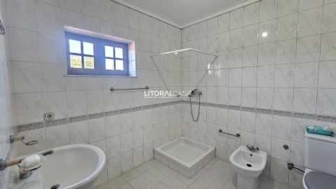 Moradia T4 para Venda em São Bernardo
