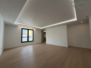 Apartamento T3 para Venda em Santa Maria, São Pedro e Matacães