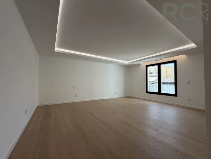 Apartamento T3 para Venda em Santa Maria, São Pedro e Matacães Foto 42