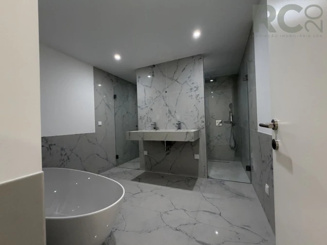 Apartamento T3 para Venda em Santa Maria, São Pedro e Matacães Foto 51