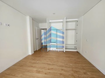 Apartamento T1 para Venda em Glória e Vera Cruz