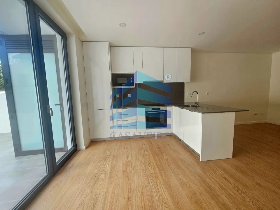 Apartamento T1 para Venda em Glória e Vera Cruz Foto 2