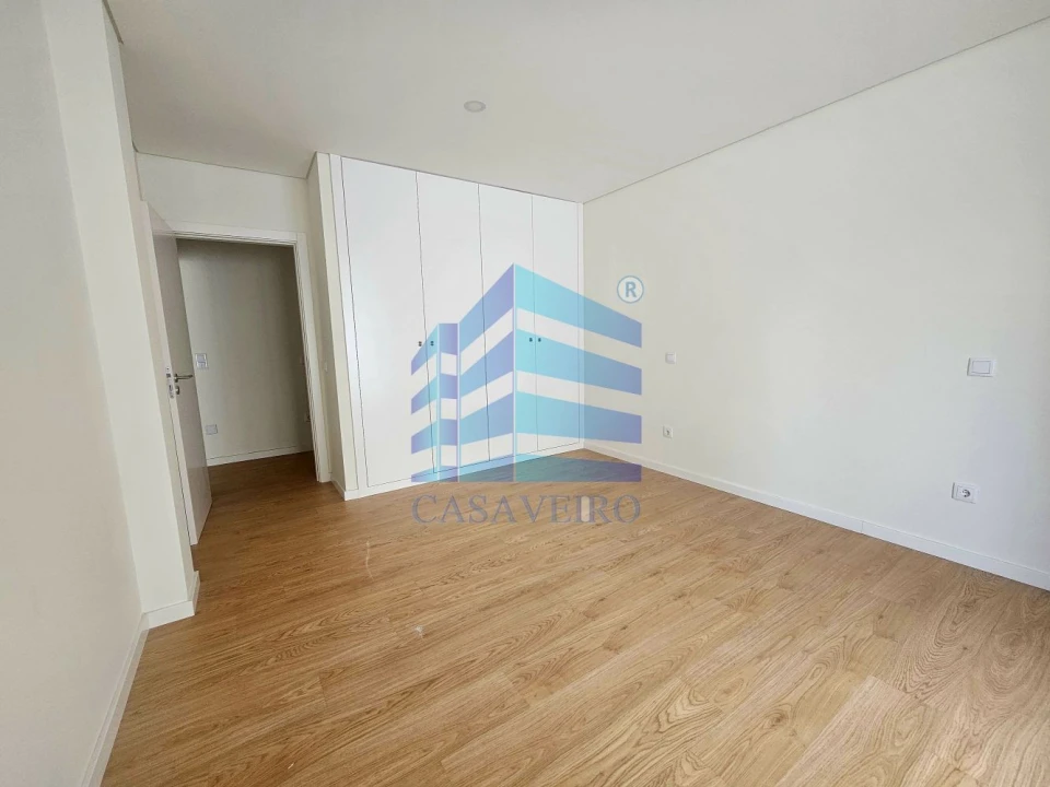 Apartamento T1 para Venda em Glória e Vera Cruz Foto 14