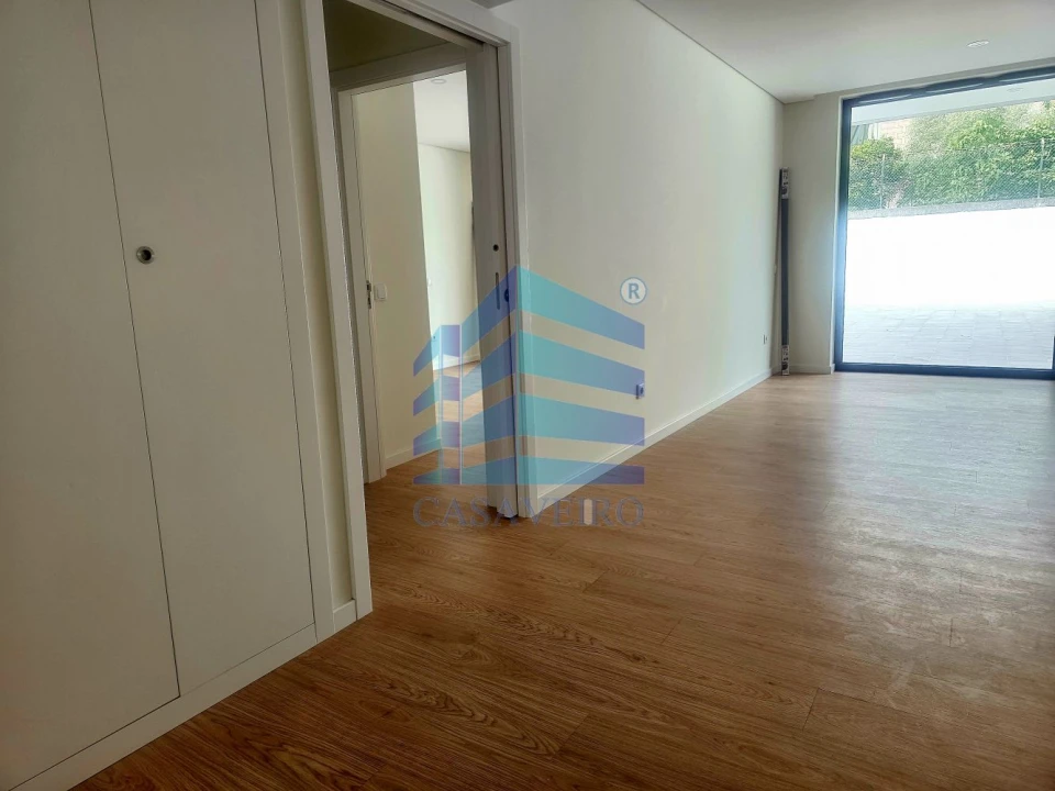 Apartamento T1 para Venda em Glória e Vera Cruz Foto 8