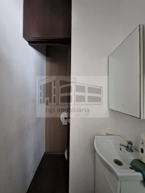 Loja para Arrendamento em Vialonga