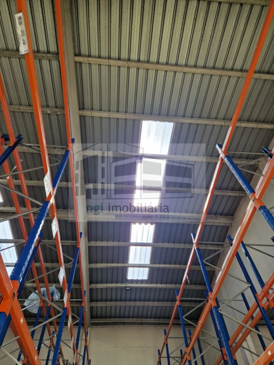 Loja para Arrendamento em Vialonga Foto 12