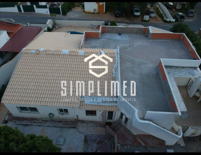 Moradia T4 para Venda em Loule (São Clemente) Foto 9