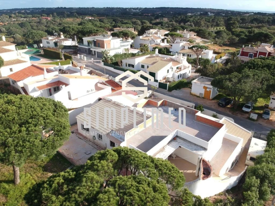 Moradia T4 para Venda em Loule (São Clemente) Foto 1