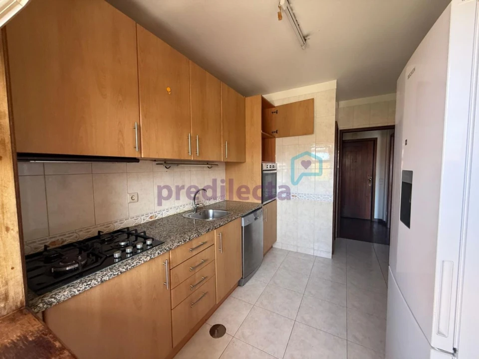 Apartamento T1 para Venda em Rio Tinto Foto 5