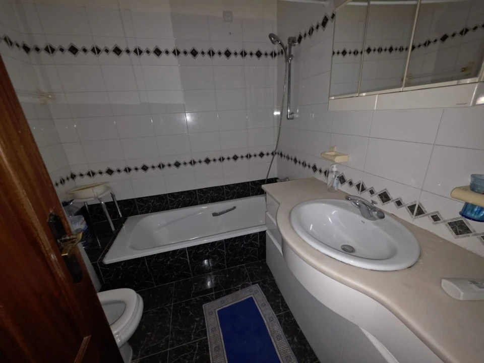 Apartamento T4 para Venda em Areeiro Foto 27