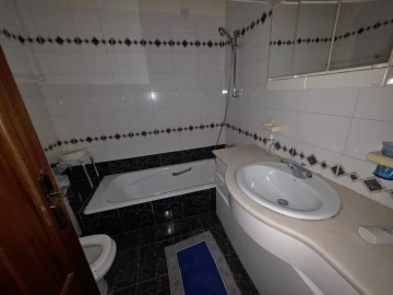 Apartamento T4 para Venda em Areeiro