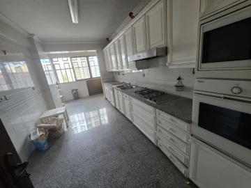 Apartamento T4 para Venda em Areeiro