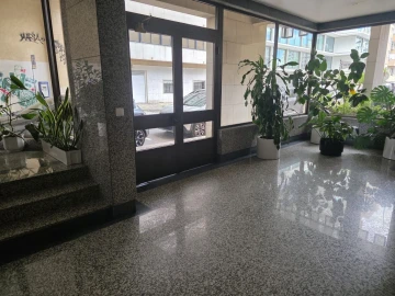 Apartamento T4 para Venda em Areeiro
