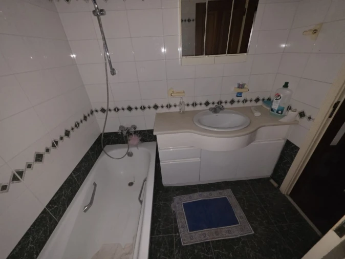 Apartamento T4 para Venda em Areeiro Foto 21