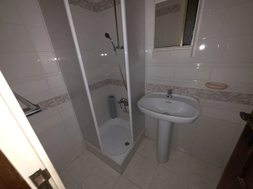 Apartamento T4 para Venda em Areeiro Foto 22