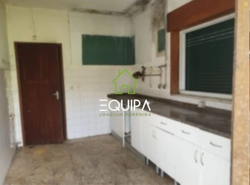 Moradia T3 para Venda em Serzedo e Calvos