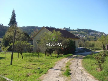Moradia T3 para Venda em Serzedo e Calvos