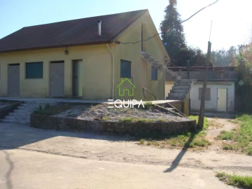Moradia T3 para Venda em Serzedo e Calvos