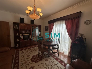 Apartamento T3 para Venda em Marvila, Ribeira Santarém, São Salvador, São Nicolau