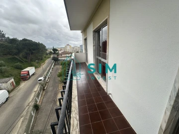 Apartamento T3 para Venda em Marvila, Ribeira Santarém, São Salvador, São Nicolau