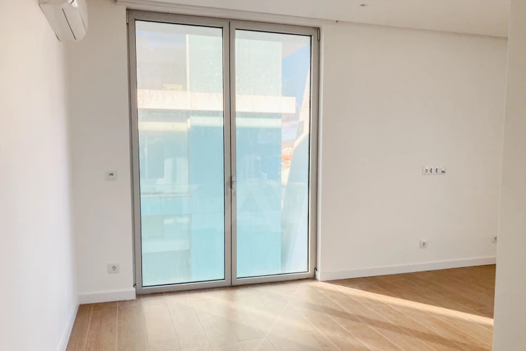 Apartamento T1 para Venda em São Martinho do Porto Foto 7