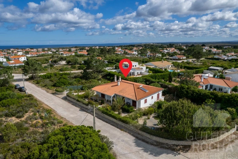 Moradia T3 para Venda em Aljezur Foto 8