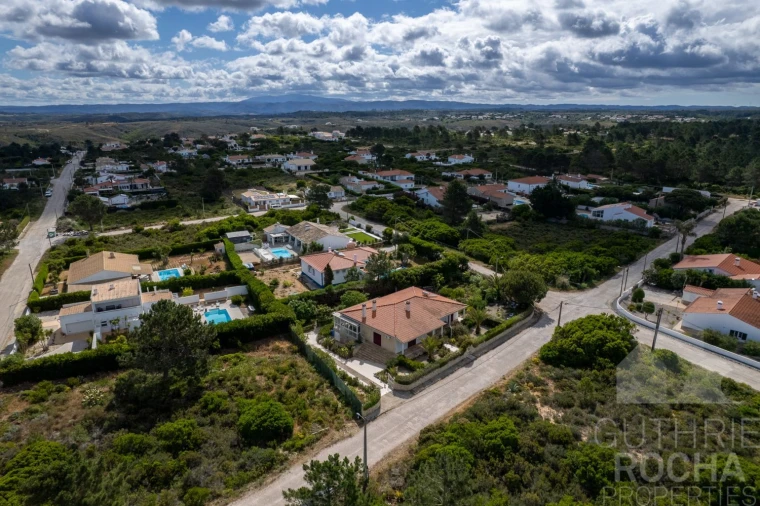 Moradia T3 para Venda em Aljezur Foto 11