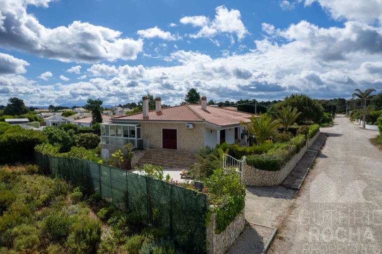 Moradia T3 para Venda em Aljezur Foto 6