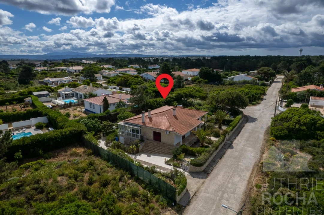 Moradia T3 para Venda em Aljezur Foto 7