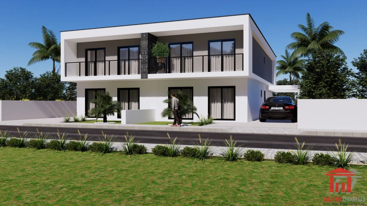 Moradia T4 para Venda em Fernao Ferro Foto 1