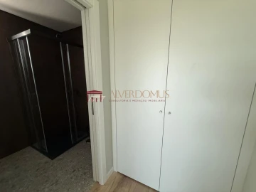Moradia T4 para Venda em Fernao Ferro