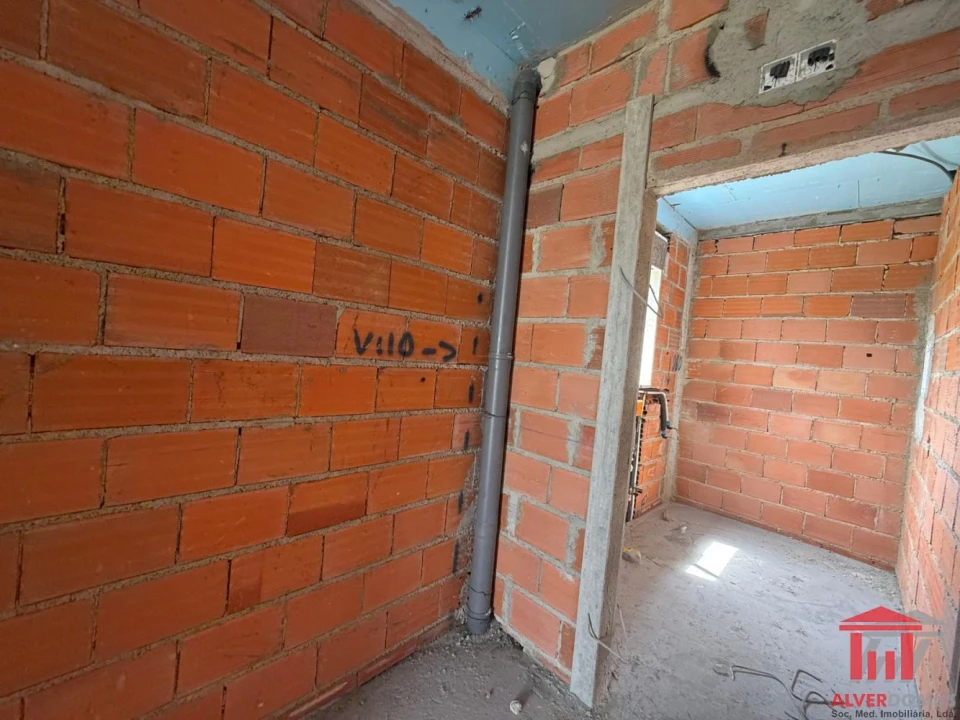 Moradia T4 para Venda em Fernao Ferro Foto 17