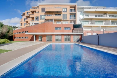 Apartamento T3 para Arrendamento em Algés, Linda-A-Velha e Cruz Quebrada-Dafundo