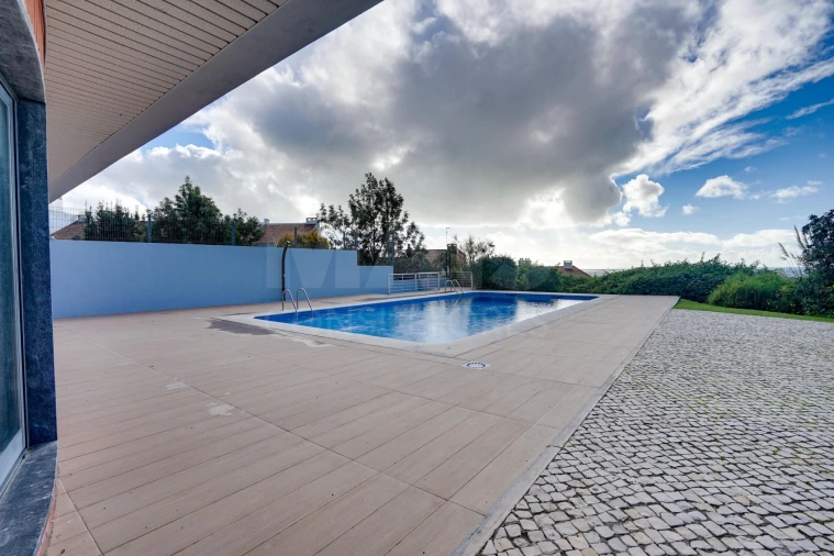 Apartamento T3 para Arrendamento em Algés, Linda-A-Velha e Cruz Quebrada-Dafundo Foto 6