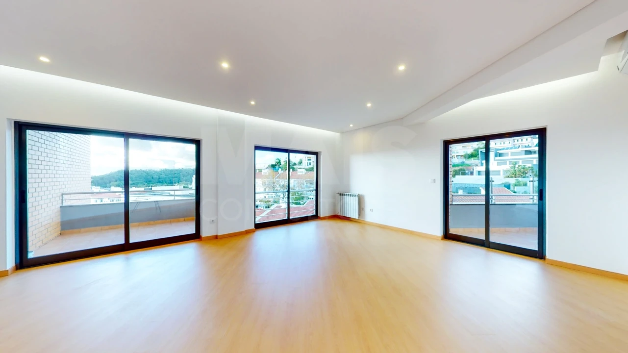 Apartamento T3 para Arrendamento em Algés, Linda-A-Velha e Cruz Quebrada-Dafundo Foto 4