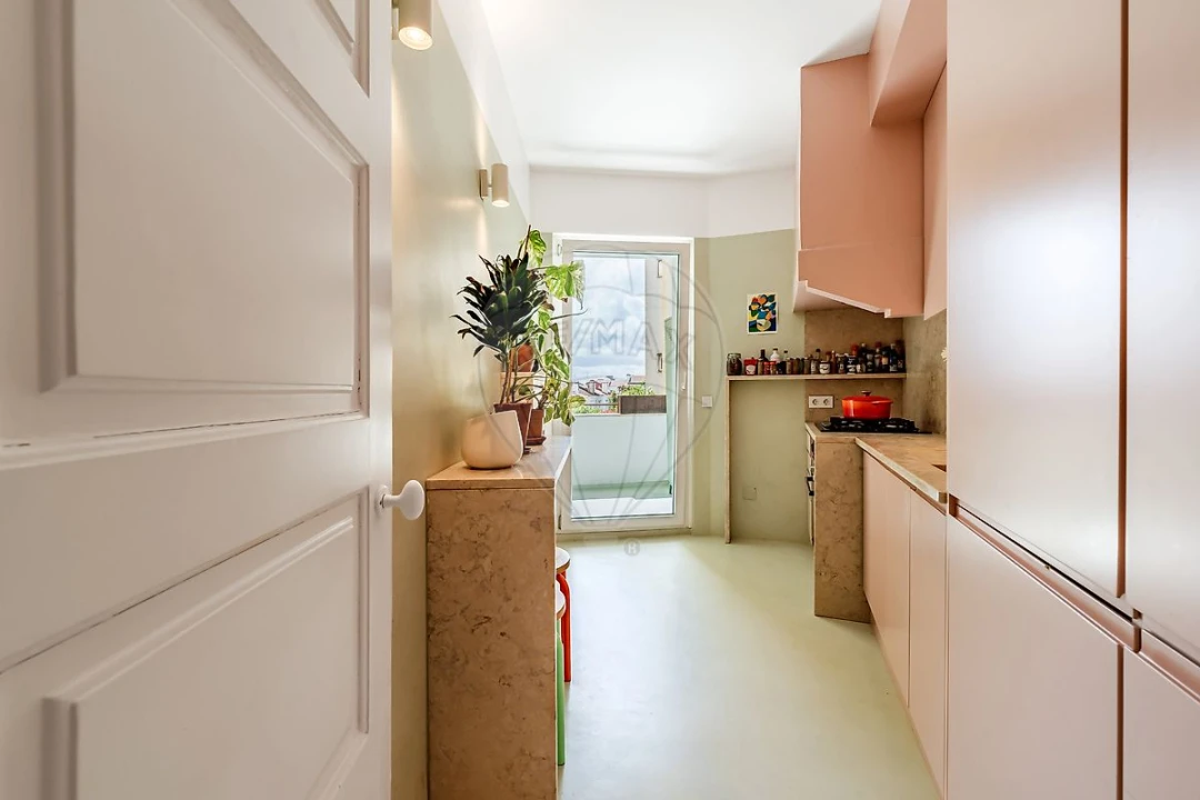 Apartamento T4 para Venda em Penha de França Foto 7