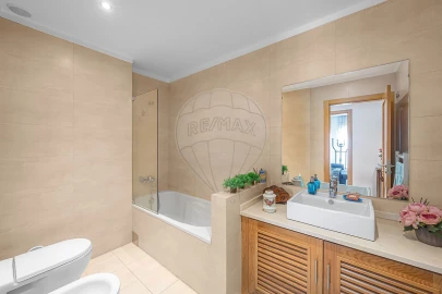 Apartamento T3 para Venda em Castanheira do Ribatejo e Cachoeiras
