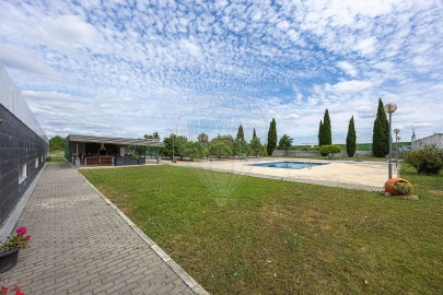 Apartamento T3 para Venda em Castanheira do Ribatejo e Cachoeiras