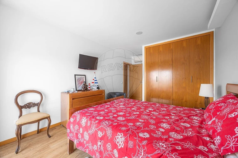 Apartamento T3 para Venda em Castanheira do Ribatejo e Cachoeiras Foto 10