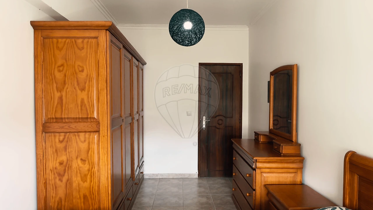 Apartamento T3 para Venda em Alverca do Ribatejo e Sobralinho Foto 3