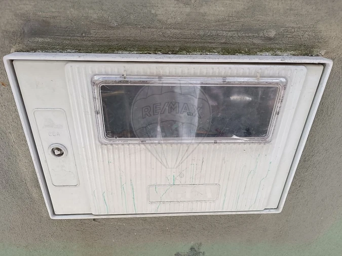 Moradia T12 para Venda em Pontinha e Famões Foto 20