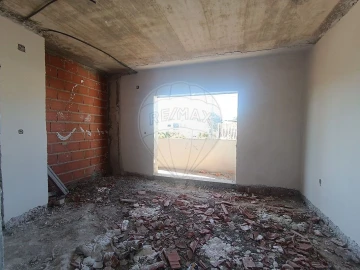 Moradia T4 para Venda em Azeitão (São Lourenço e São Simão)