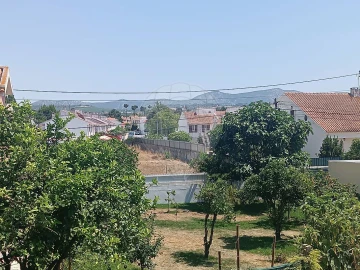 Moradia T4 para Venda em Azeitão (São Lourenço e São Simão)